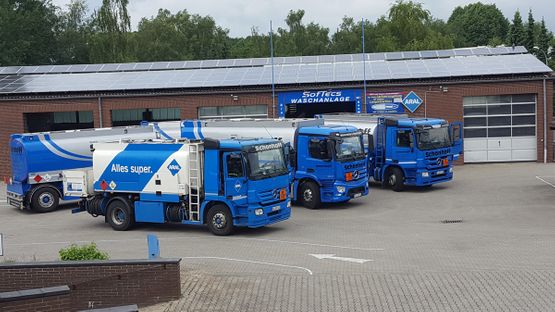 Fuhrpark der Schonhoff Mineralölhandel & Tankstellen GmbH | Wir liefern in der Regel innerhalb von 24 Stunden - häufig auch noch am selben Tag.